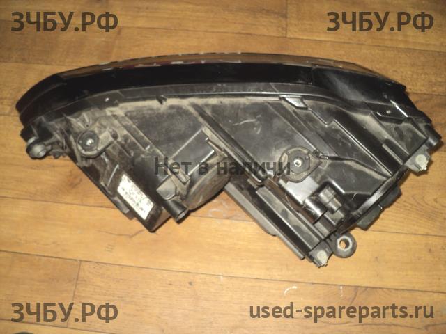 Volkswagen Jetta 6 Фара правая