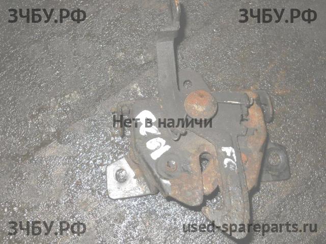 Hyundai Santa Fe 1 (SM) Замок капота