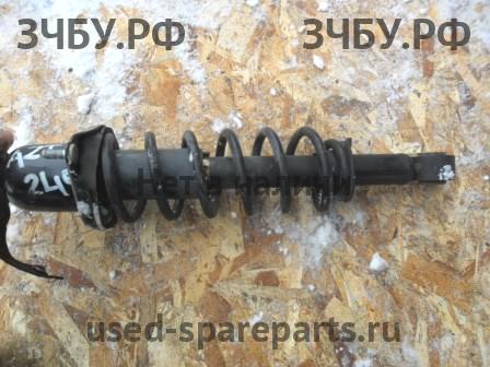 Toyota Avensis 1 Стойка задняя правая (в сборе)