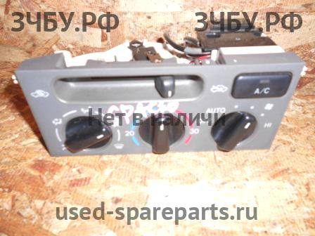 Toyota Corolla Spacio (E11) Блок управления климатической установкой