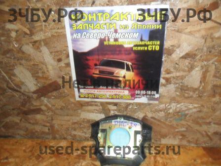 Nissan Serena 2 (C24) Накладка звукового сигнала (в руле)
