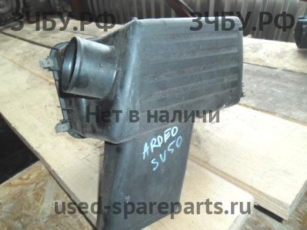 Toyota Vista/Vista Ardeo (V50) Корпус воздушного фильтра
