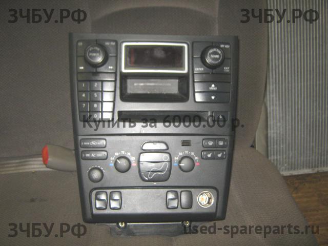 Volvo XC-90 (1) Магнитола