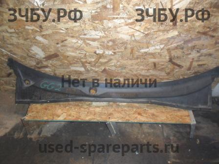 Subaru Impreza 2 (G11) Решетка стеклоочистителя (Дефлектор водостока)
