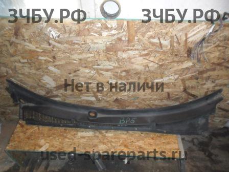 Subaru Legacy 4 (B13) Решетка стеклоочистителя (Дефлектор водостока)
