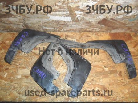 Toyota Camry 5 (V30) Брызговик (комплект)
