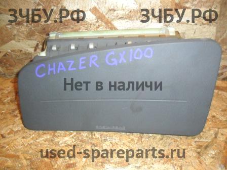 Toyota Chaser 6 (ZX 100) Накладка декоративная на торпедо