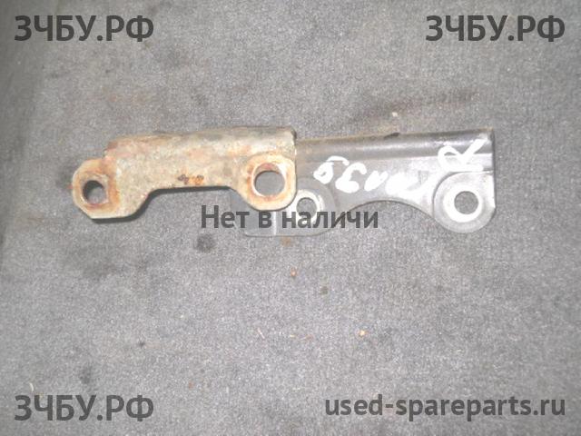 Mitsubishi Galant 8 (EA, EC) Петля капота