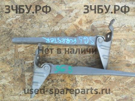 Subaru Forester 2 (S11) Петля капота