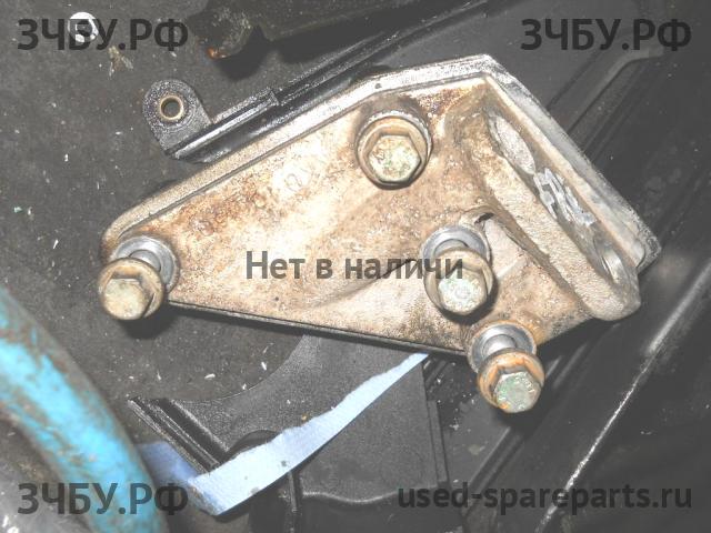 Land Rover Freelander 1 Кронштейн крепления ДВС