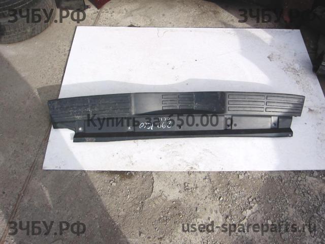 Mitsubishi Pajero/Montero 4 Накладка заднего бампера