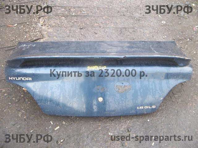 Hyundai Lantra 2 Крышка багажника