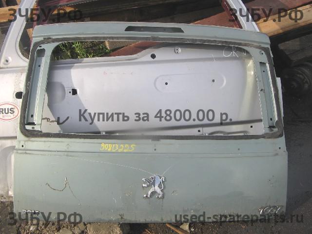 Peugeot 1007 Дверь багажника