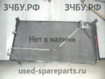 Toyota Ipsum 2 Радиатор кондиционера