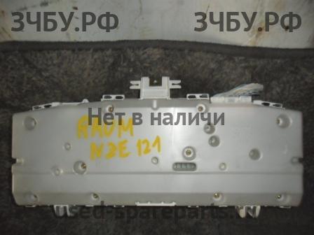 Toyota Corolla RunX Панель приборов