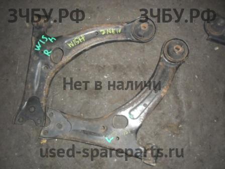 Toyota Wish Рычаг передний правый