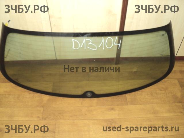 Volkswagen Golf 5 Plus Стекло заднее
