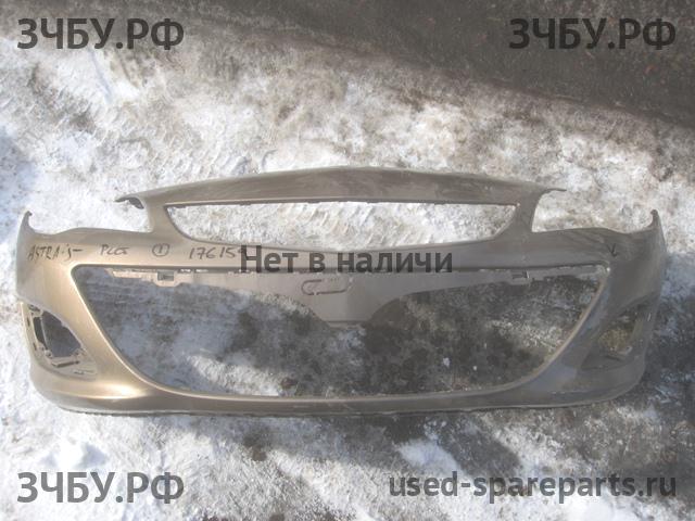 Opel Astra J Бампер передний