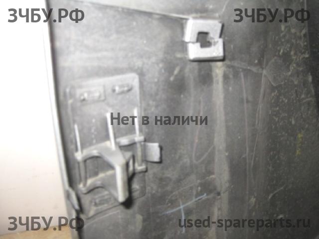 Toyota RAV 4 (3) Накладка на дверь багажника