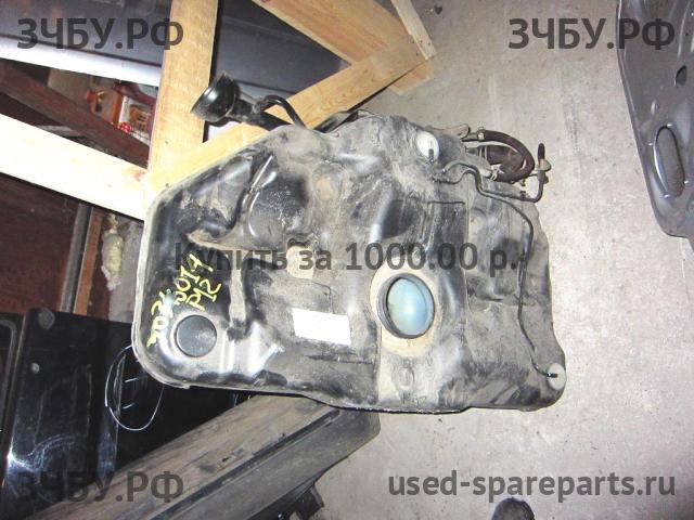 Nissan Primera P12 Бак топливный
