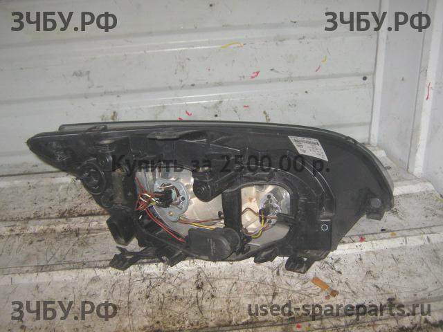 Ford Focus 2 Фара левая