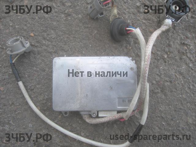 Toyota Avensis 2 Блок розжига ксенона (блок ксеноновой лампы)