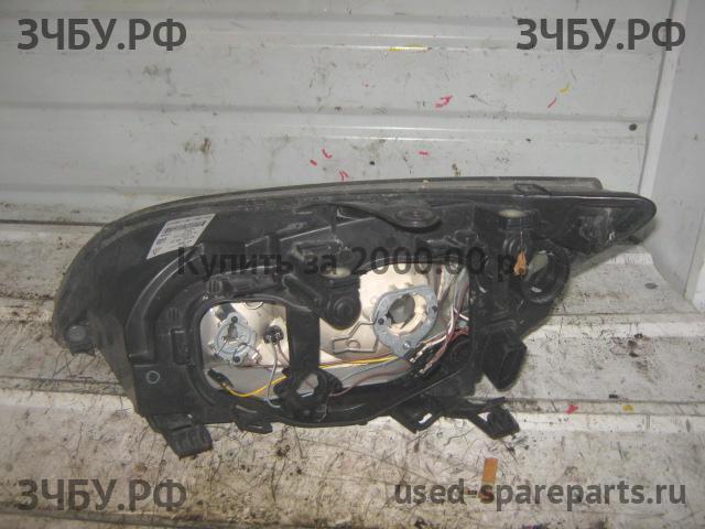 Ford Focus 2 Фара правая