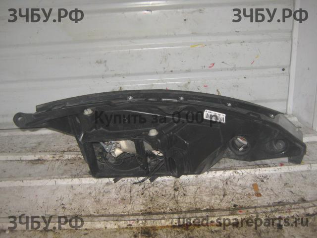 Ford Focus 1 Фара левая