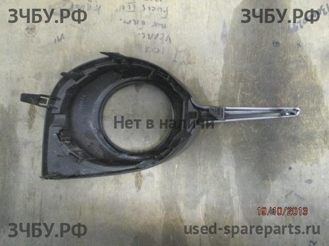 Toyota RAV 4 (3) Рамка противотуманной фары правой