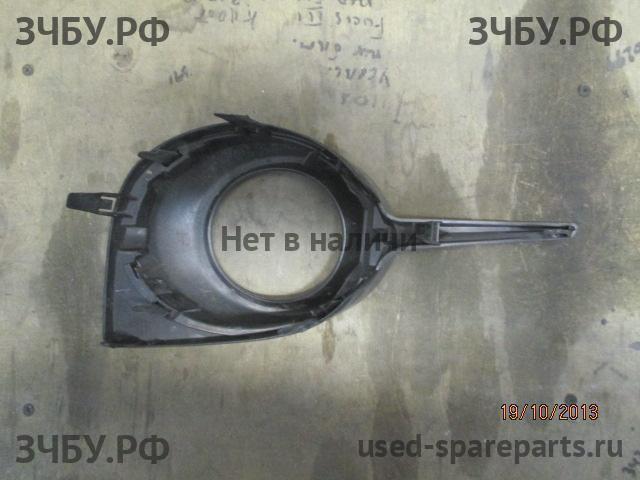 Toyota RAV 4 (3) Рамка противотуманной фары правой