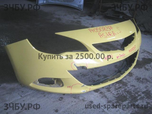 Opel Astra J Бампер передний
