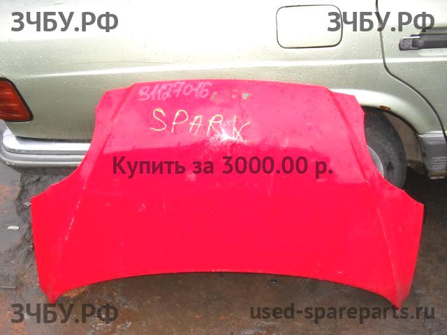 Chevrolet Spark 1 Капот