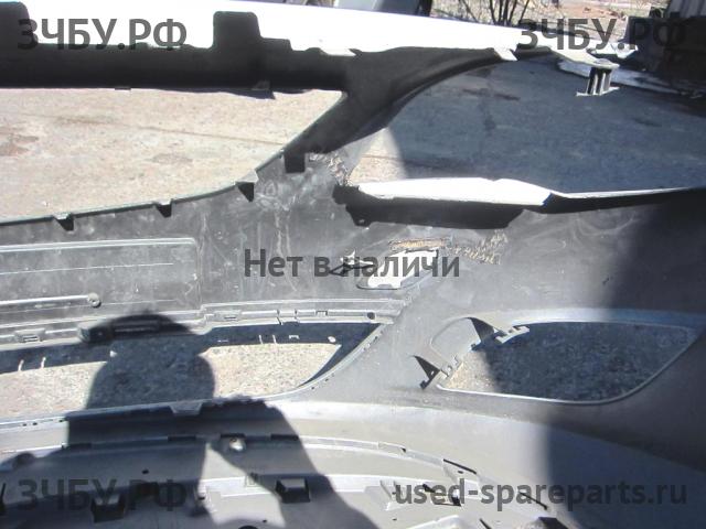 Opel Astra J Бампер передний