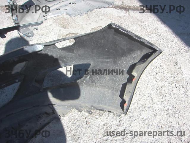 Opel Astra J Бампер передний
