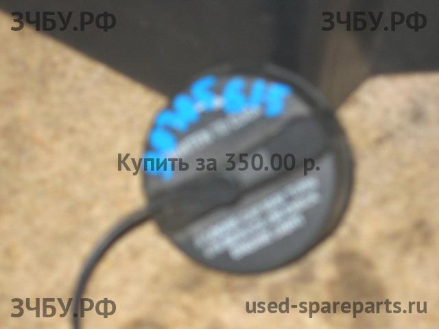 Chrysler Voyager/Caravan 4 Крышка бензобака