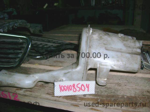 Toyota Echo Бачок омывателя лобового стекла