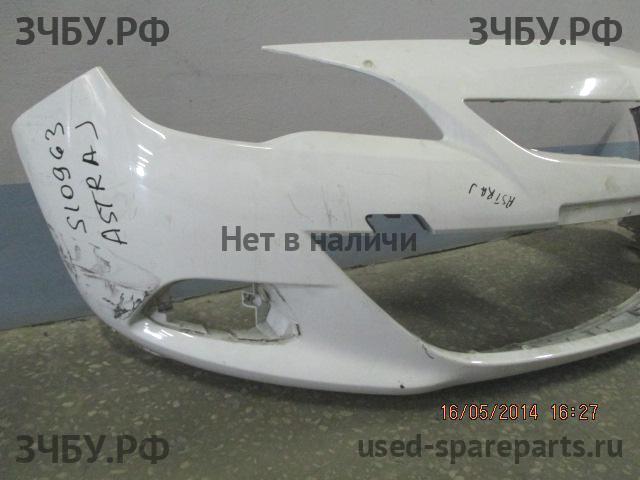 Opel Astra J Бампер передний