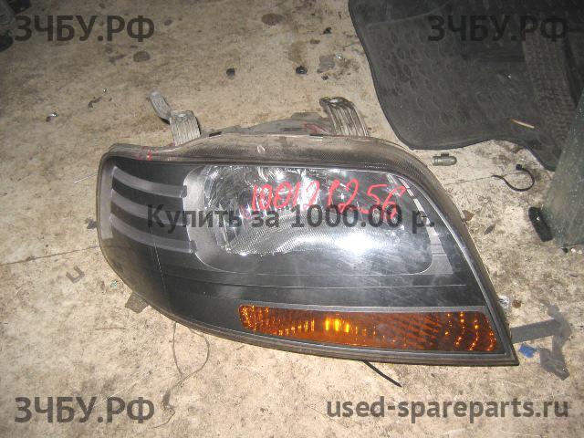 Chevrolet Aveo 1 (T200) Фара правая