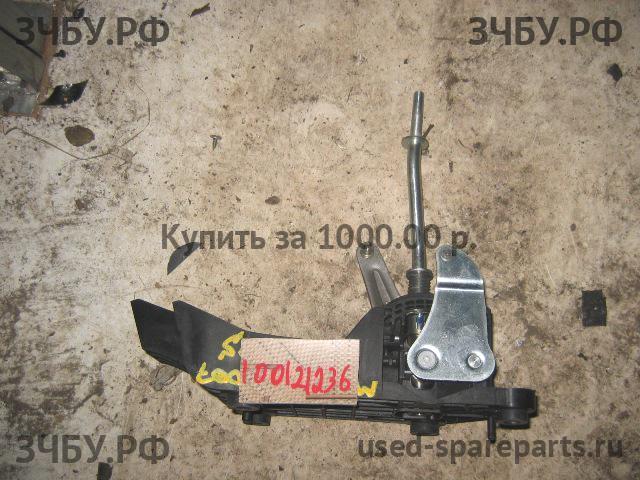 Mazda 3 [BK] Кулиса МКПП