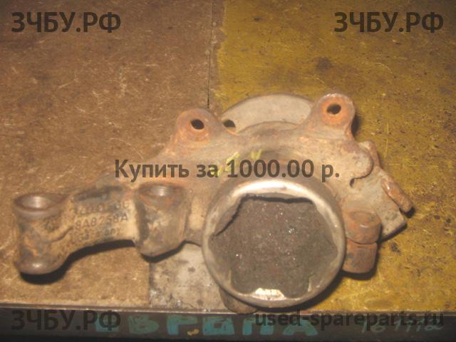 Audi 80/90 [B4] Кулак поворотный передний правый (со ступицей)