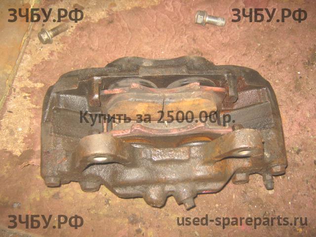 Toyota Land Cruiser 120 (PRADO) Суппорт передний левый (в сборе со скобой)