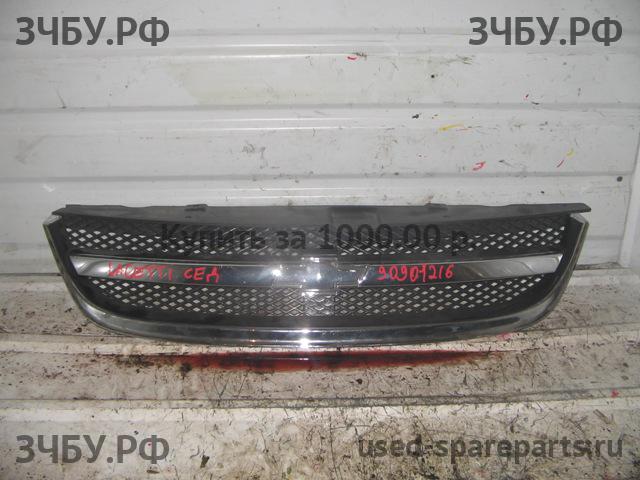 Chevrolet Lacetti Решетка радиатора