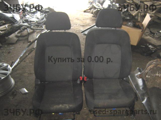 Subaru Legacy Outback 3 (B13) Сиденья (комплект)