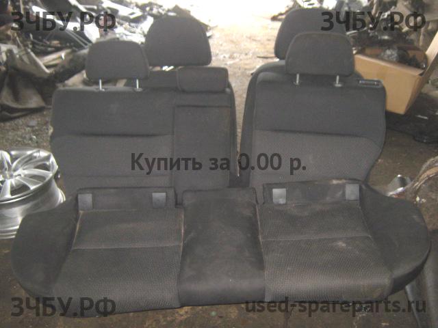 Subaru Legacy Outback 3 (B13) Сиденья (комплект)