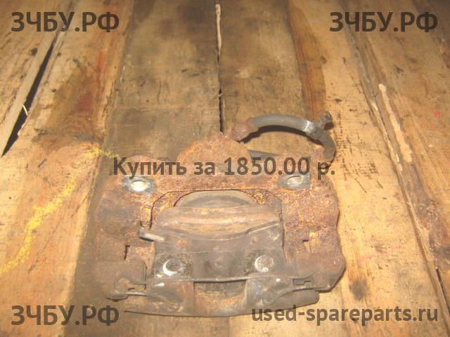 Opel Astra H Суппорт передний правый (в сборе со скобой)