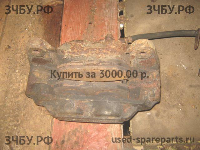 Subaru Impreza WRX 2 Суппорт передний левый (в сборе со скобой)