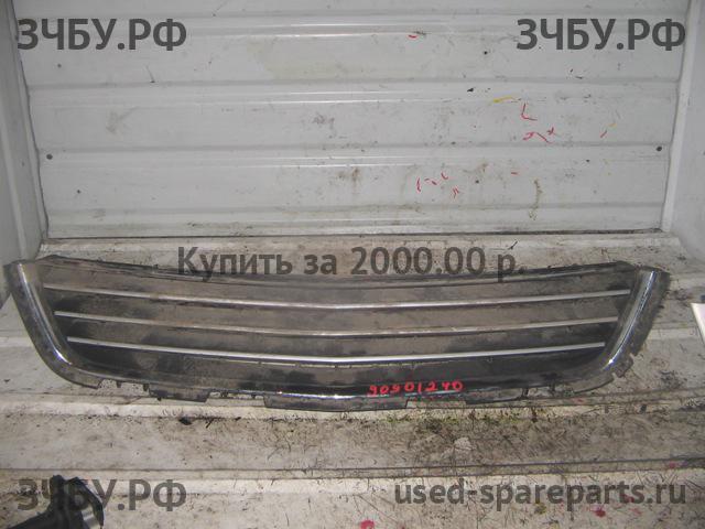 Opel Astra H Решетка в бампер
