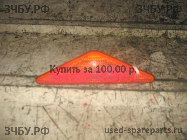 Ford Focus 1 Указатель поворота в крыло (повторитель)