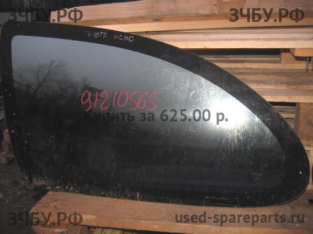 Toyota Echo Стекло кузовное глухое левое