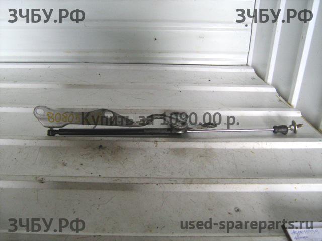 Dodge Intrepid 2 Петля капота